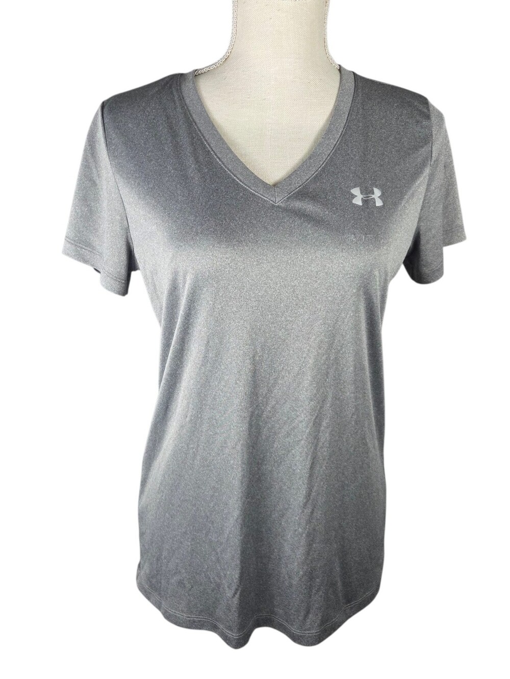 🔥4/$20 Under Armour V-Neck T-Shirt Women Med -Gray -HeatGear *SMALL PULL*